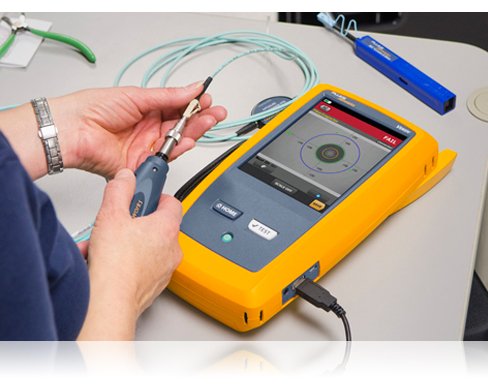 FI-7000 FiberInspector Pro Fiber Optic Inspection Scope - Fluke Networks®